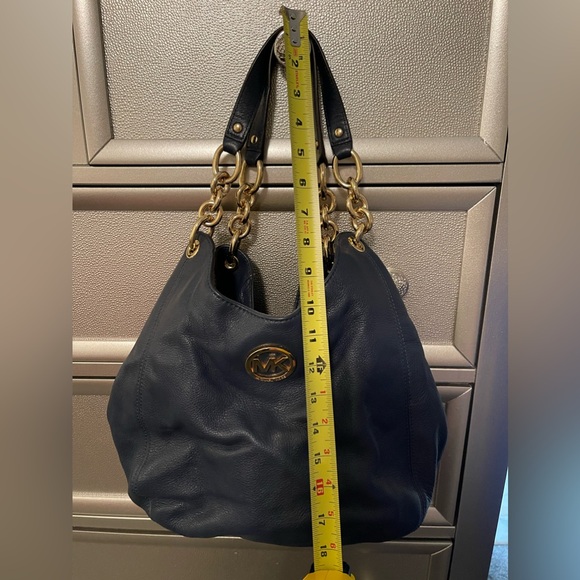 Michael Kors Shoulder Bag - Picture 3 of 7